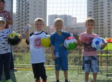 Фот о детей на спортивном празднике в ЖК Суворовский