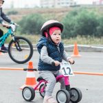 Ребенок на беговеле в ЖК Суворовский