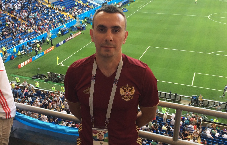 Тренер футбольной команды Суворовского Александр Линов